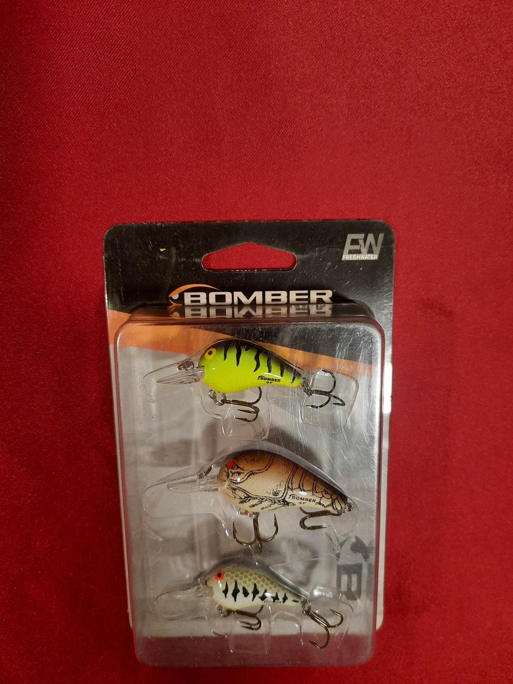 Bomber 3-Pack Crankbait Fresh Water Lures - Yellow, Brown, Olive